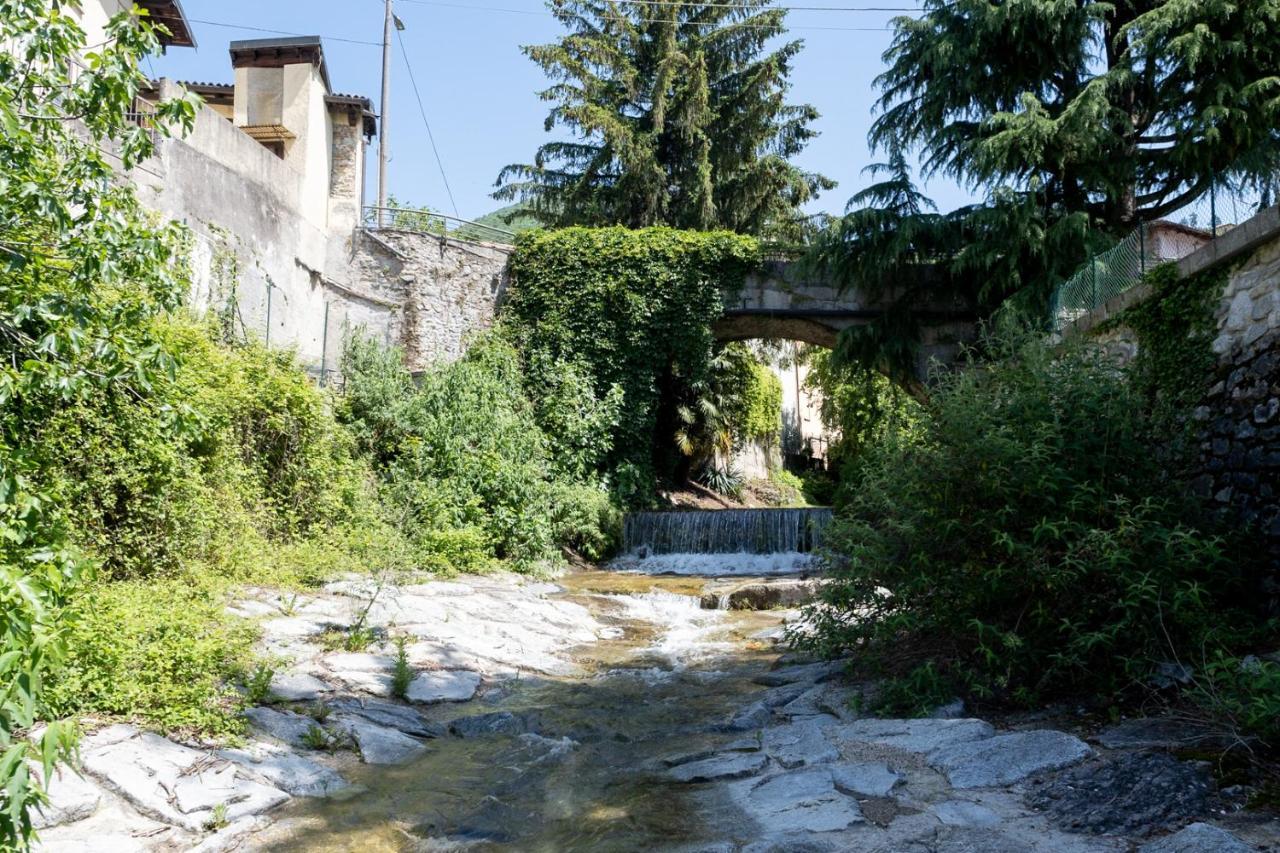 La Casa Sotto Le Cascate Lago Maggiore - Ixihome Cittiglio Экстерьер фото